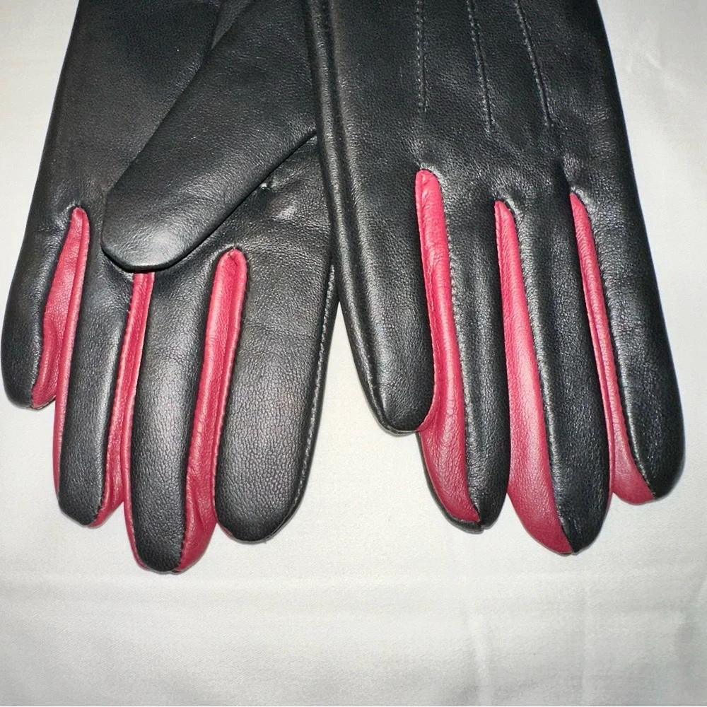 NWOT DKNY 100% genuine leather gloves size S lined with polyester - Picture 2 of 7